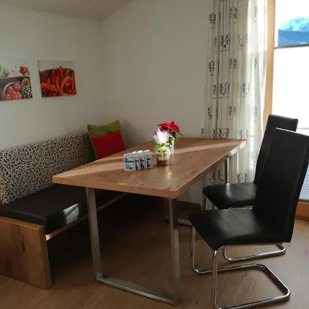 Apartment Karin *